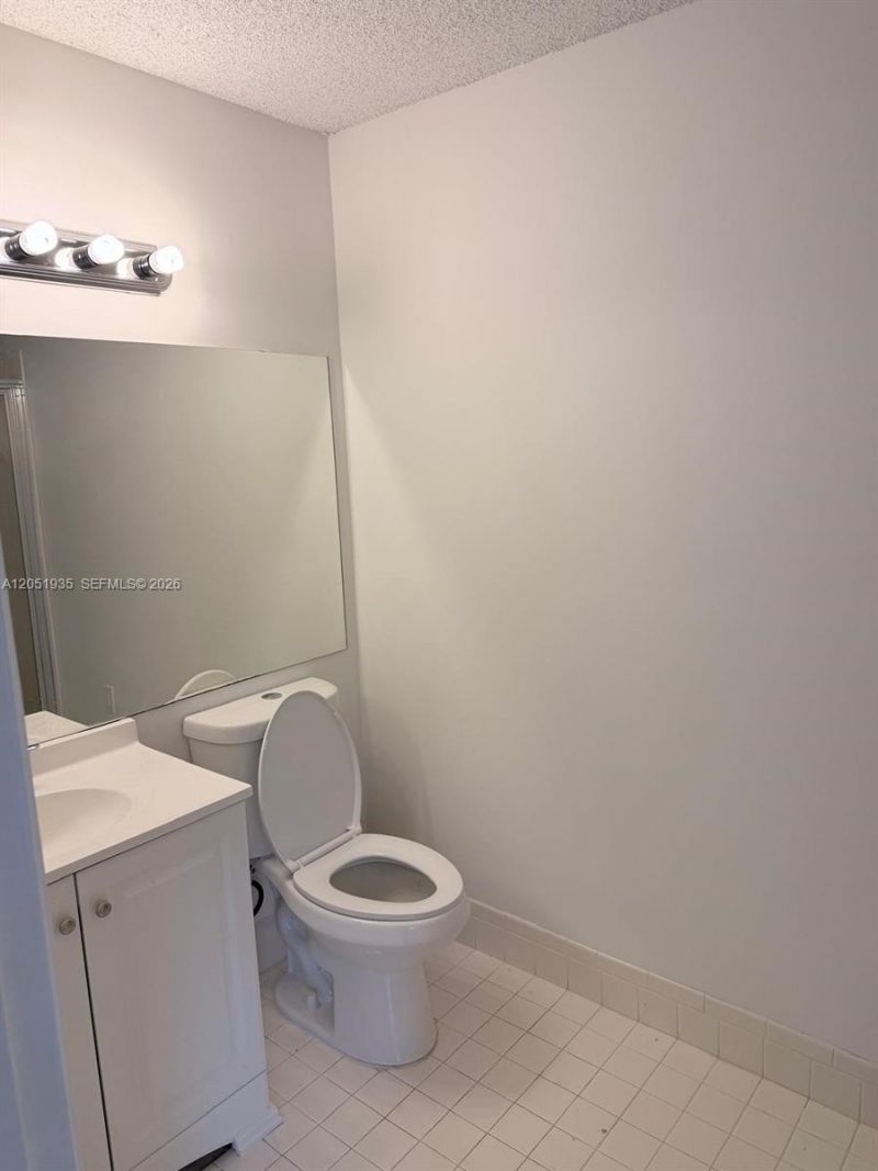 9850 Hammocks Blvd, Unit 107, Miami, FL 33196 Photo