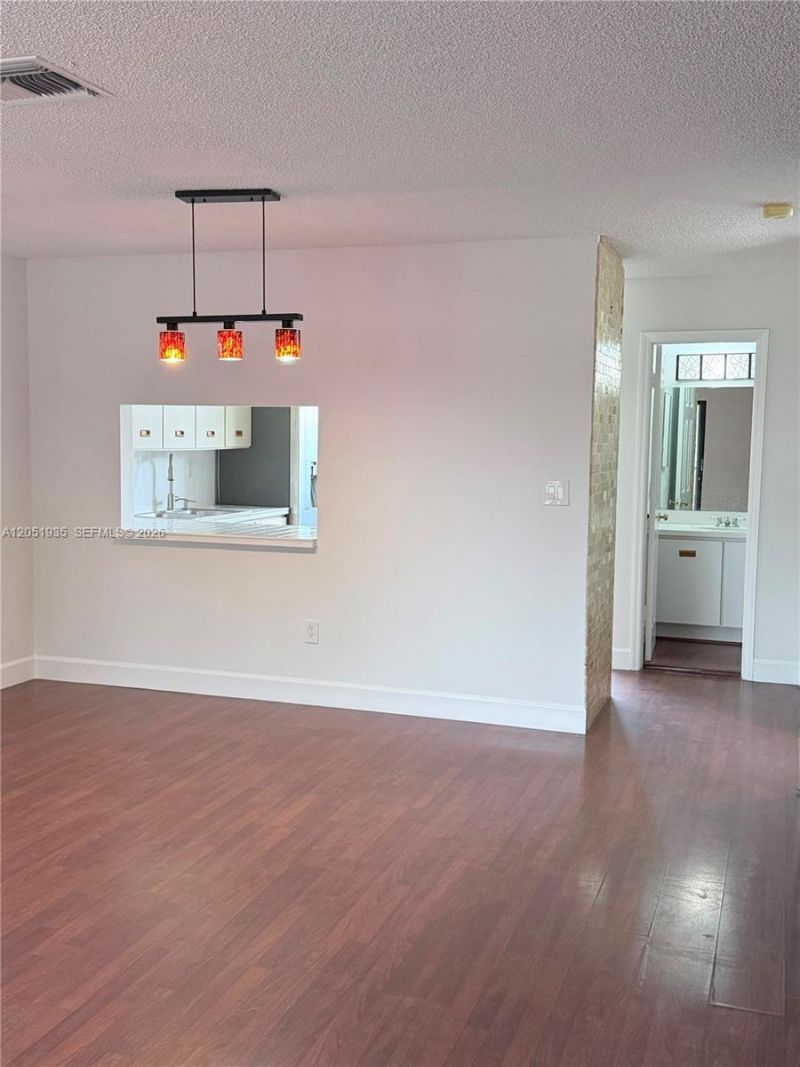 9850 Hammocks Blvd, Unit 107, Miami, FL 33196 Photo