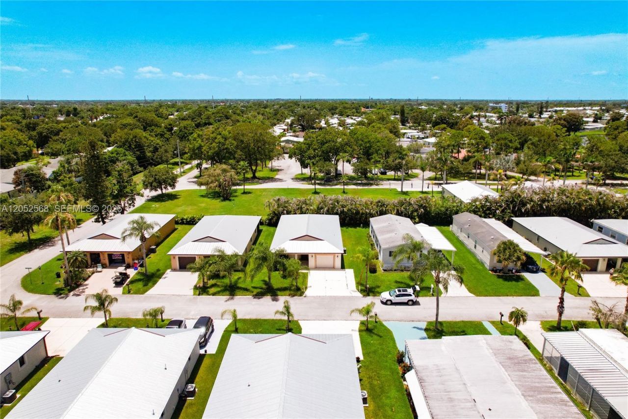 5 Flamenco Way , Port Saint Lucie, FL 34952 Photo