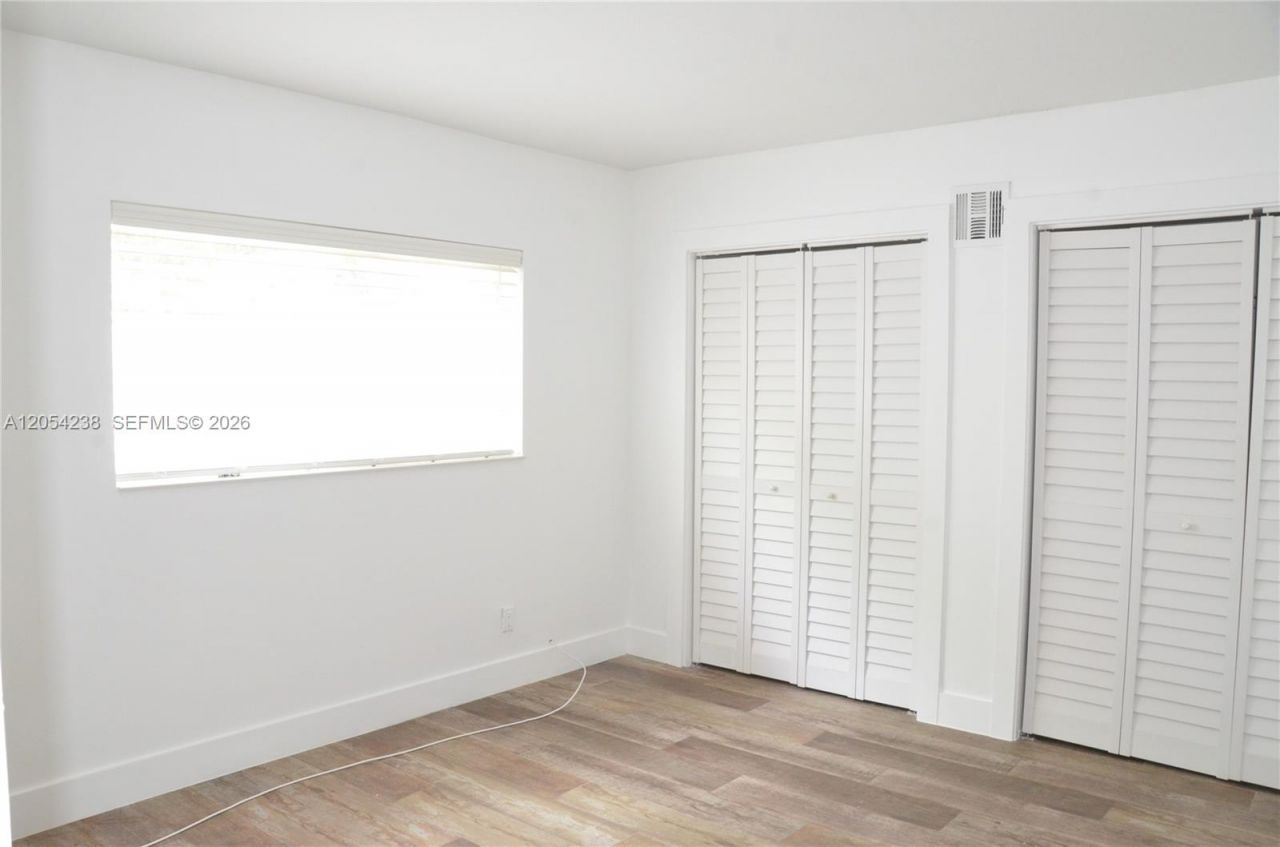 35 Edgewater Dr , Unit 104, Coral Gables, FL 33133 Photo