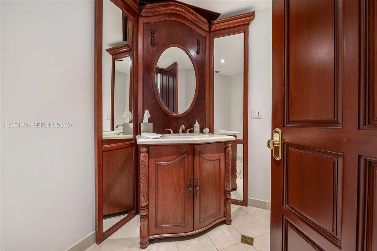13633 Deering Bay Dr , Unit PH285, Coral Gables, FL 33158 Photo