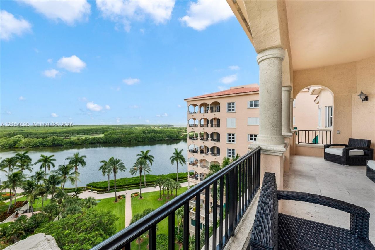 13633 Deering Bay Dr , Unit PH285, Coral Gables, FL 33158 Photo