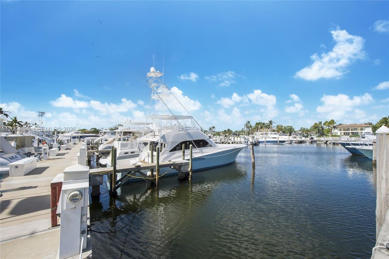 13633 Deering Bay Dr , Unit PH285, Coral Gables, FL 33158 Photo
