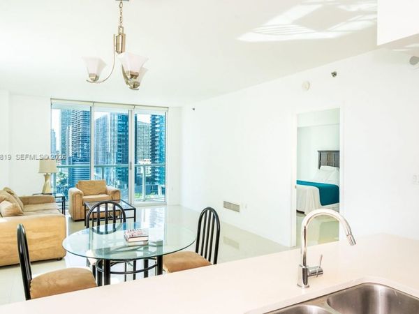 55 SE 6 STREET , Unit 2210, Miami, FL 33131