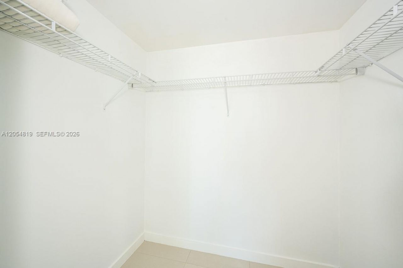 55 SE 6 Street , Unit 2210, Miami, FL 33131 Photo