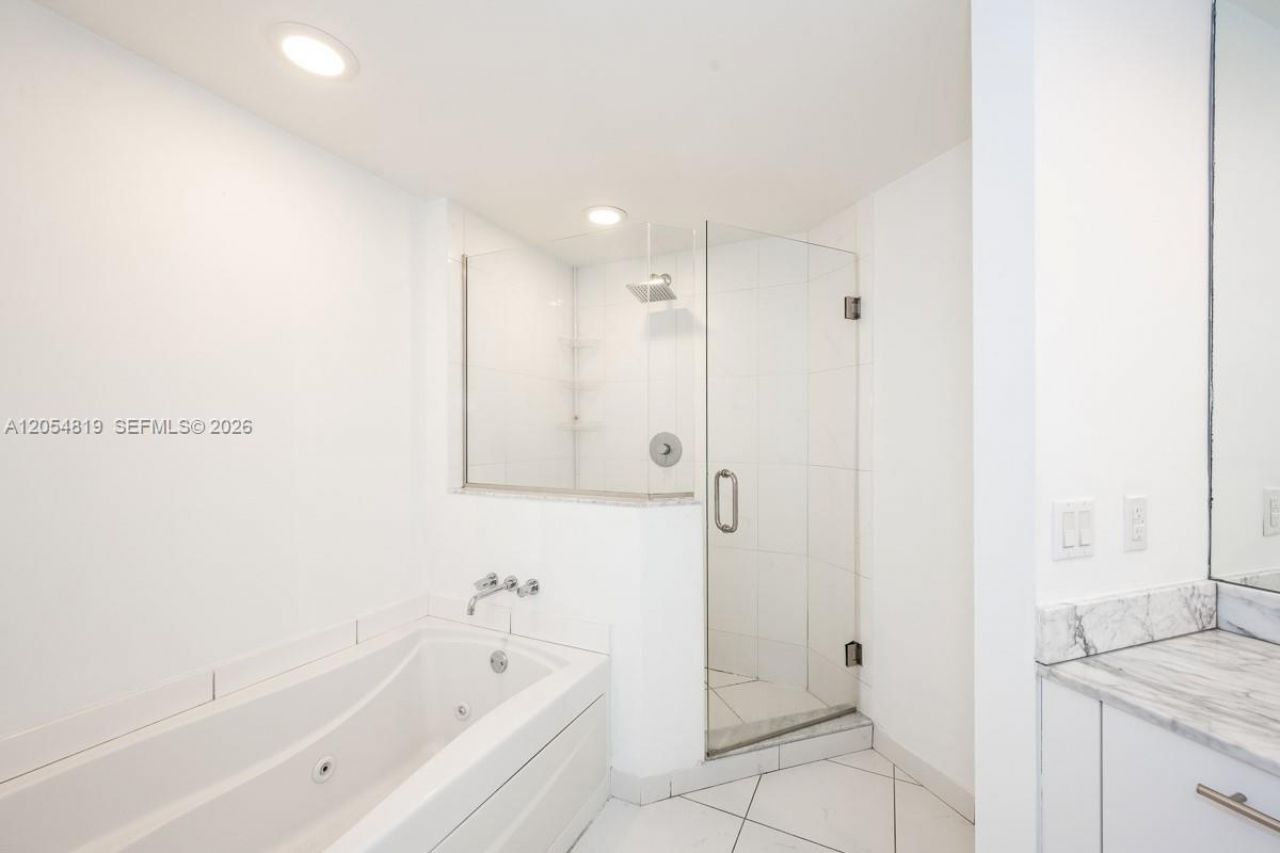 55 SE 6 Street , Unit 2210, Miami, FL 33131 Photo