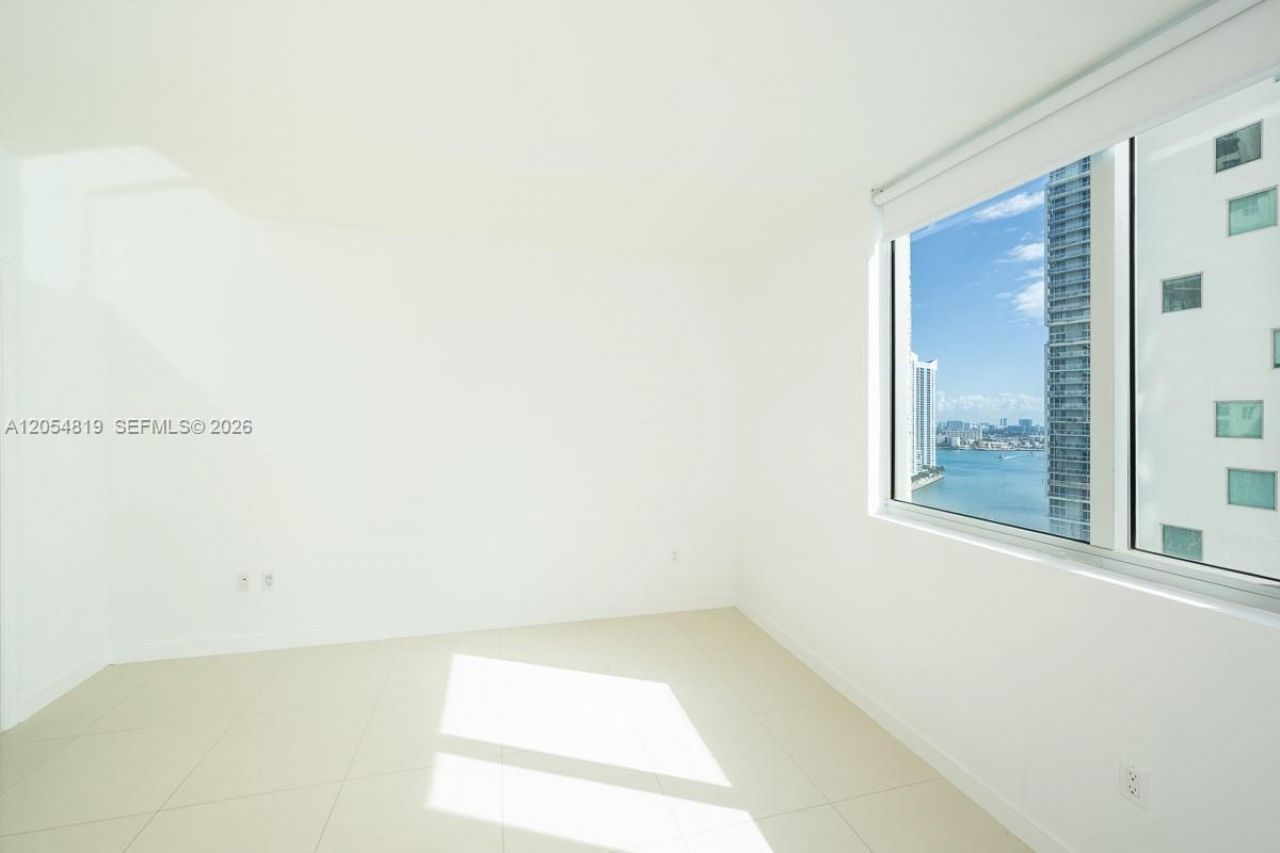 55 SE 6 Street , Unit 2210, Miami, FL 33131 Photo