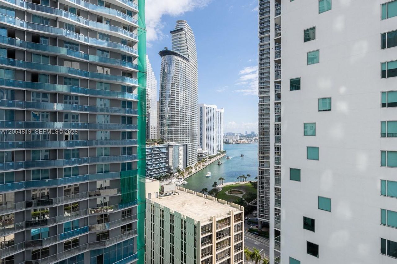 55 SE 6 Street , Unit 2210, Miami, FL 33131 Photo