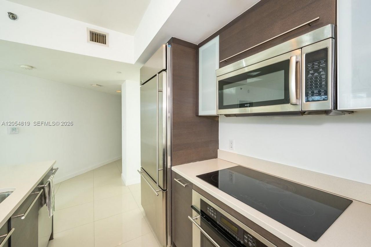 55 SE 6 Street , Unit 2210, Miami, FL 33131 Photo
