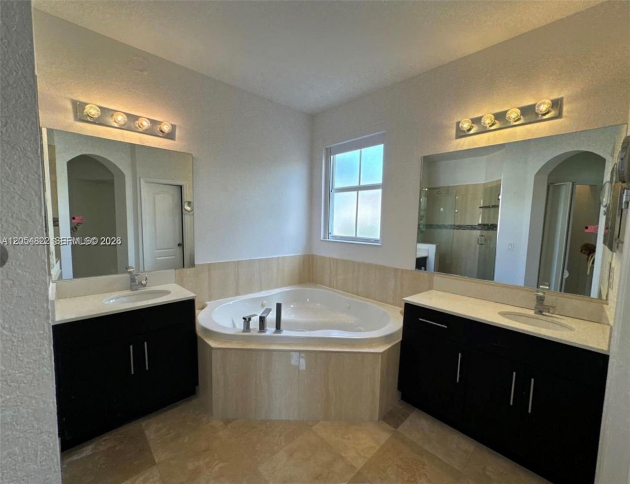 7563 NW 112th Pl , Doral, FL 33178 Photo