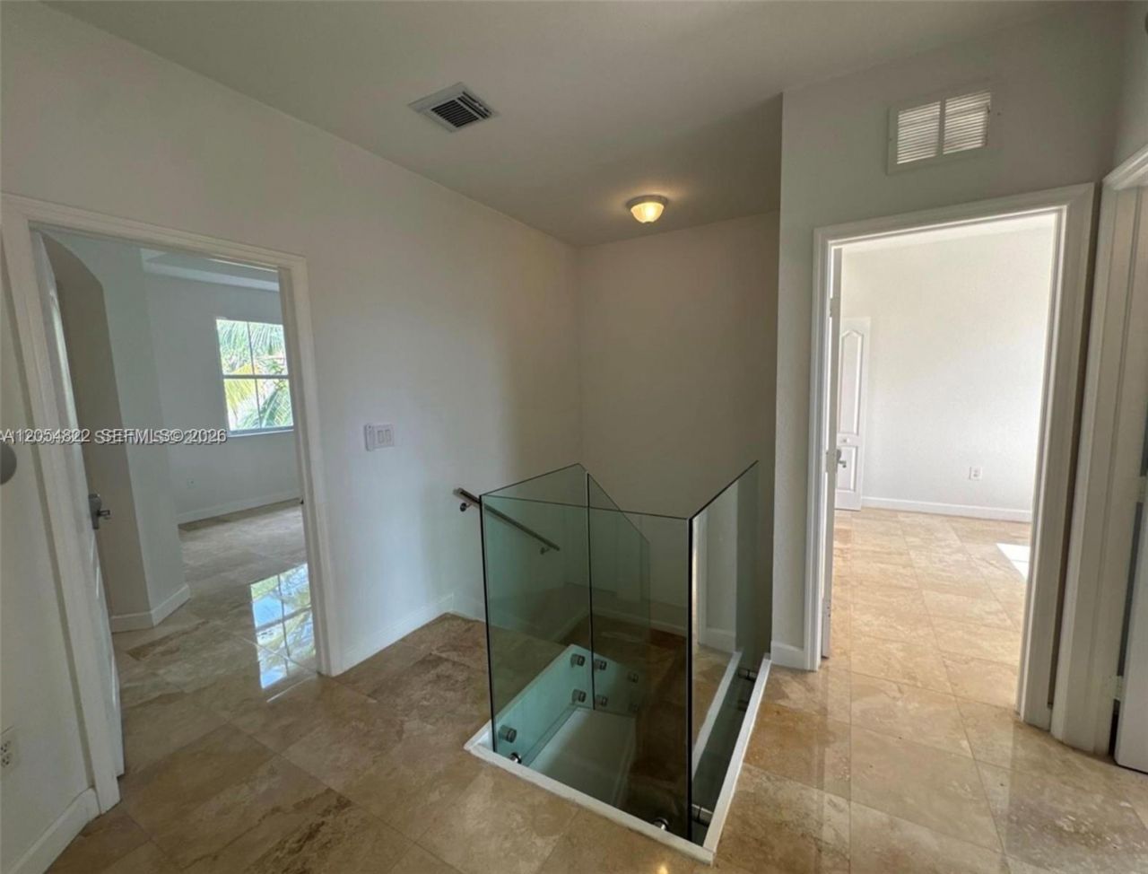 7563 NW 112th Pl , Doral, FL 33178 Photo