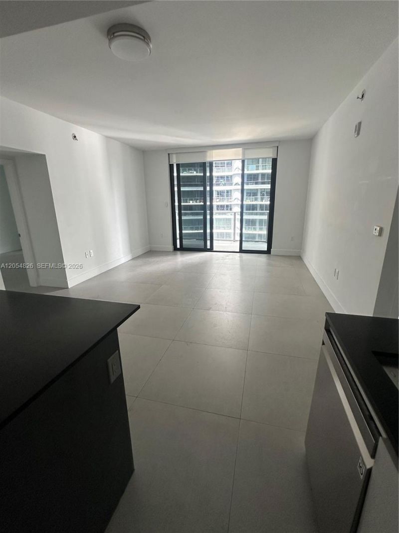 1010 Brickell Ave, Unit 2707, Miami, FL 33131 Photo
