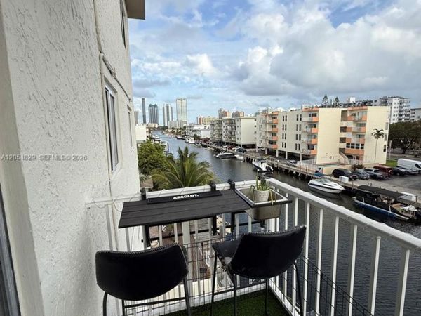 3536 NE 168th St , Unit 403, North Miami Beach, FL 33160