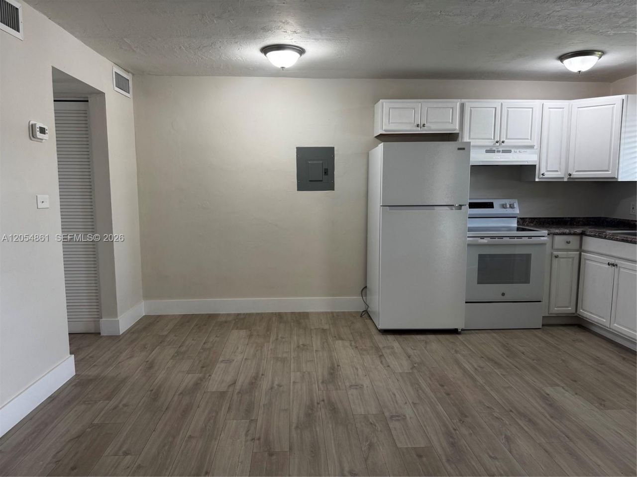 1345 W 28th St , Unit 19, Hialeah, FL 33010 Photo