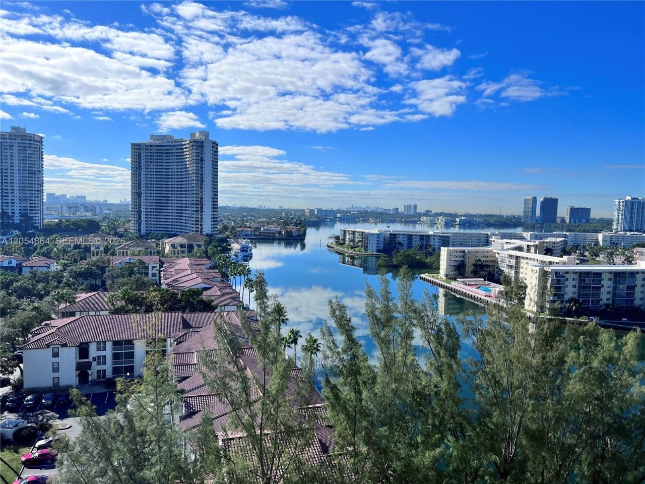 18151 NE 31st Ct , Unit 1505, Aventura, FL 33160 Photo