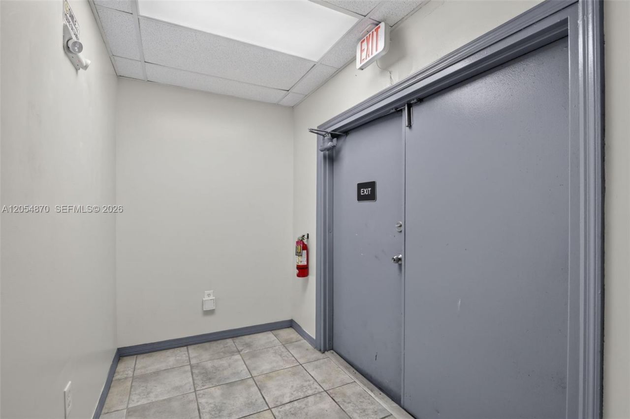 2027 Sherman St, Unit B, Hollywood, FL 33020 Photo