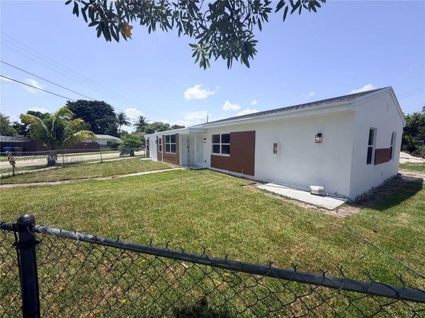 43 Williams Rd , Unit 3, West Park, FL 33023