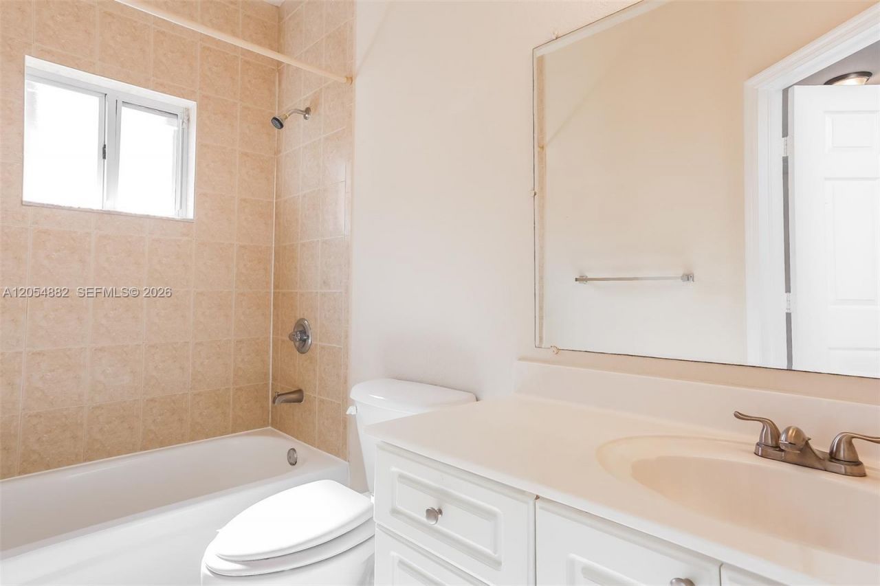 213 SW 15th Pl, Homestead, FL 33030 Photo