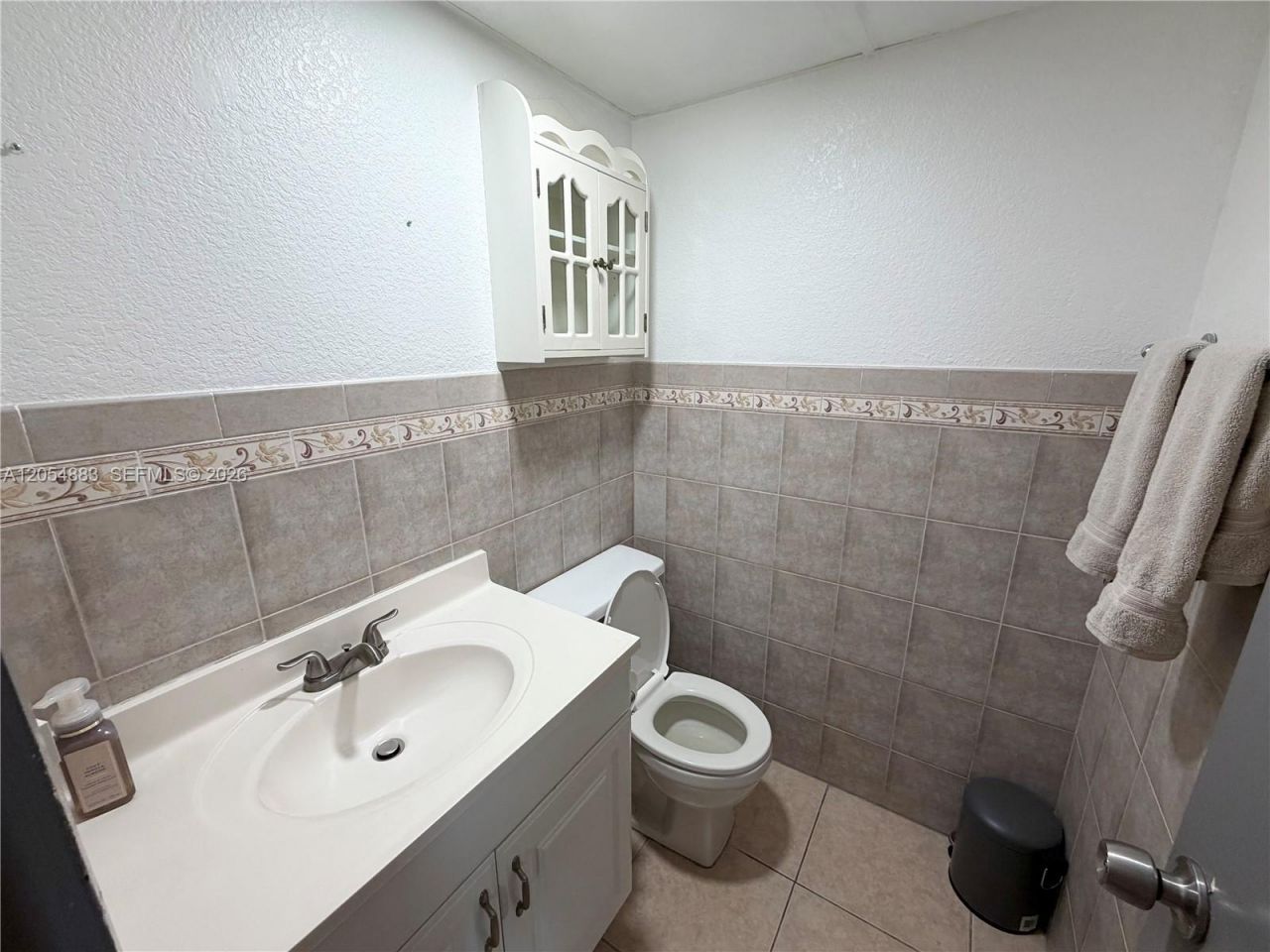 200 177th Dr, Unit 319, Sunny Isles Beach, FL 33160 Photo