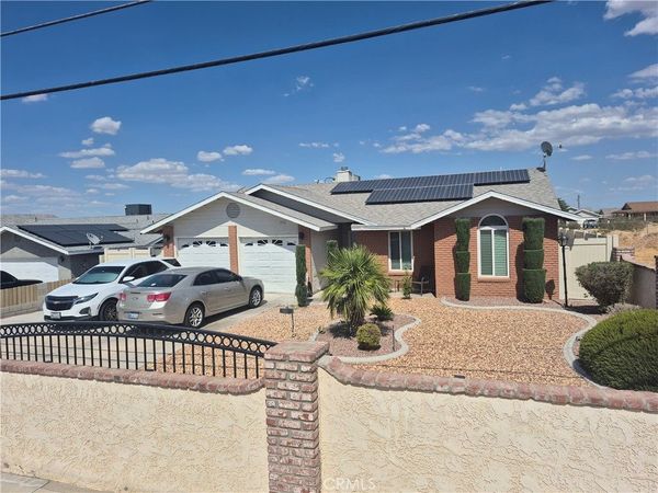 1331 Savanna , Barstow, CA 92311