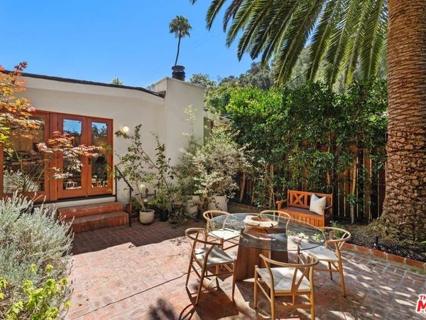 9667 Yoakum Drive, Los Angeles, CA 90210