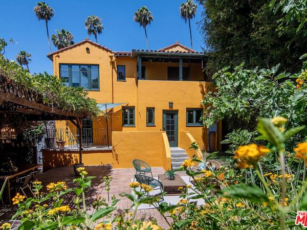 130 N Catalina Street , Los Angeles, CA 90004