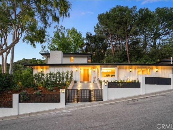 3240 Longridge Avenue , Sherman Oaks, CA 91423