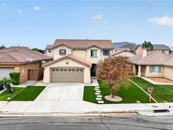 1020 Marigold Drive , Perris, CA 92571