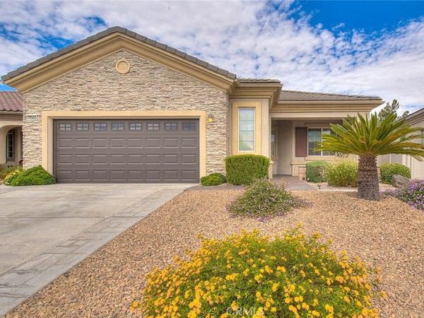 19360 Galloping Hill , Apple Valley, CA 92308