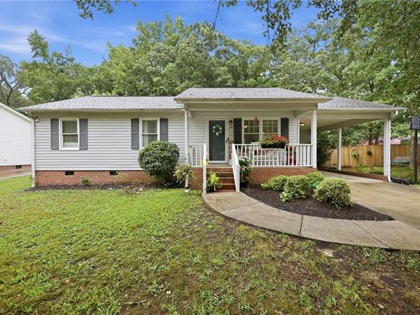 104 Sam Kinley Drive , Thomasville, NC 27360