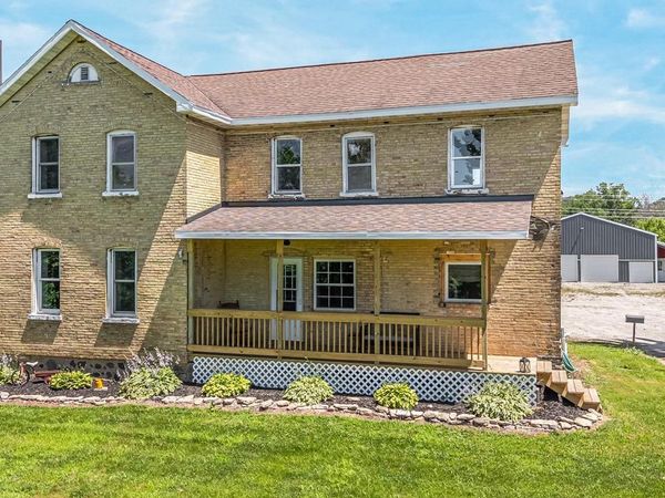 N5566 COUNTY RD EE, Seymour, WI 54165