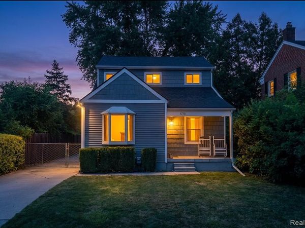 27731 Glenwood Street, St. Clair Shores, MI 48081