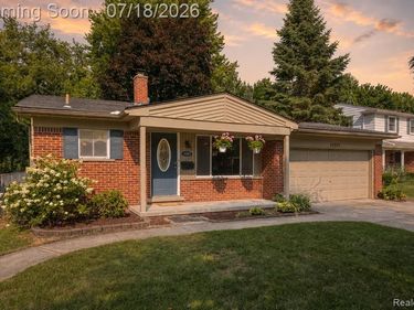 14801 Greenbriar Court, Plymouth Twp, MI 48170