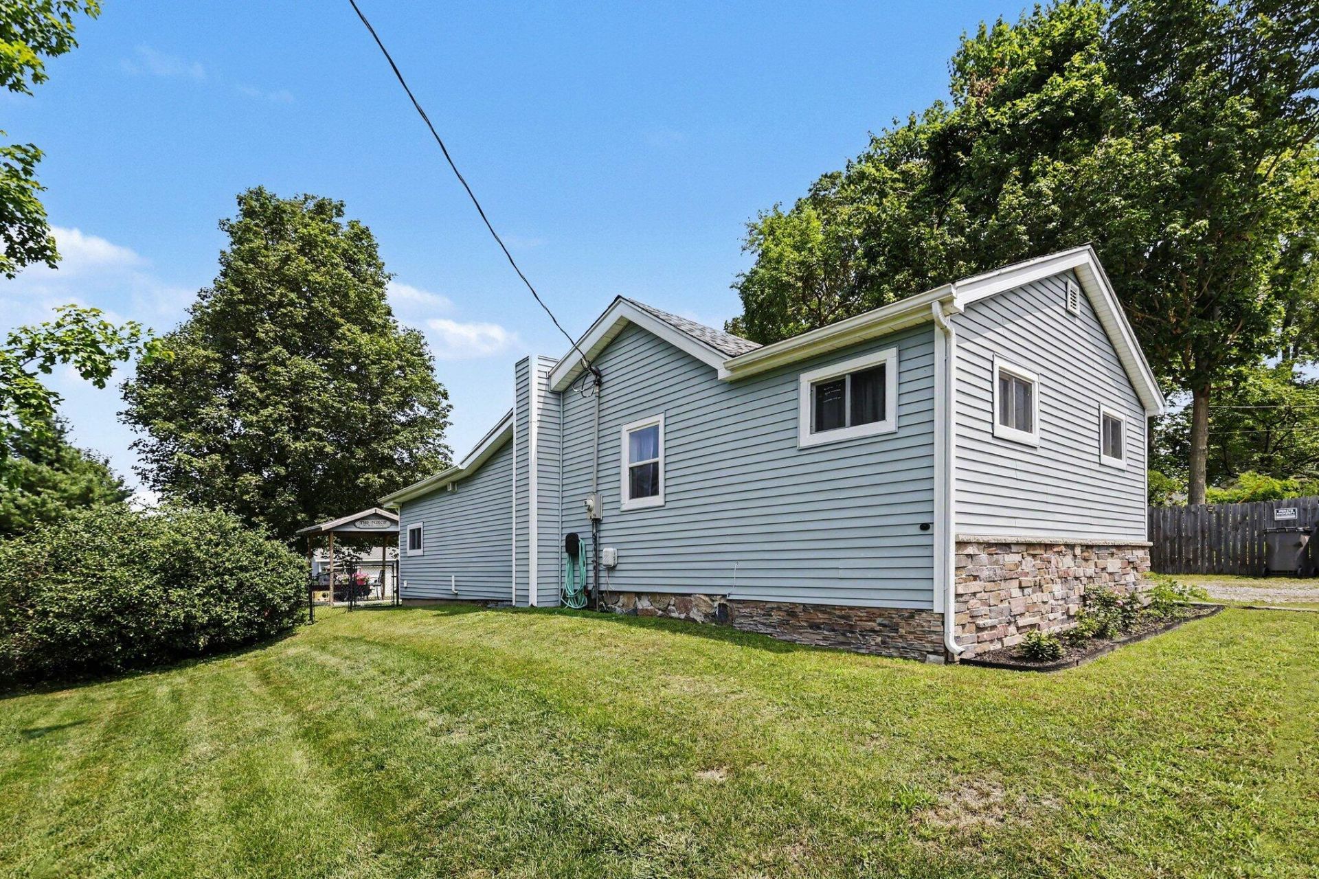 26830 Hamilton Street, Edwardsburg, MI 49112 Main Photo
