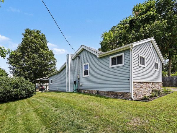 26830 Hamilton Street, Edwardsburg, MI 49112