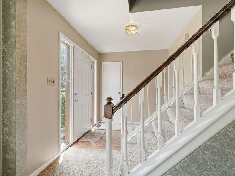 281 Crosslake Court, Westerville, OH 43081 Photo 3