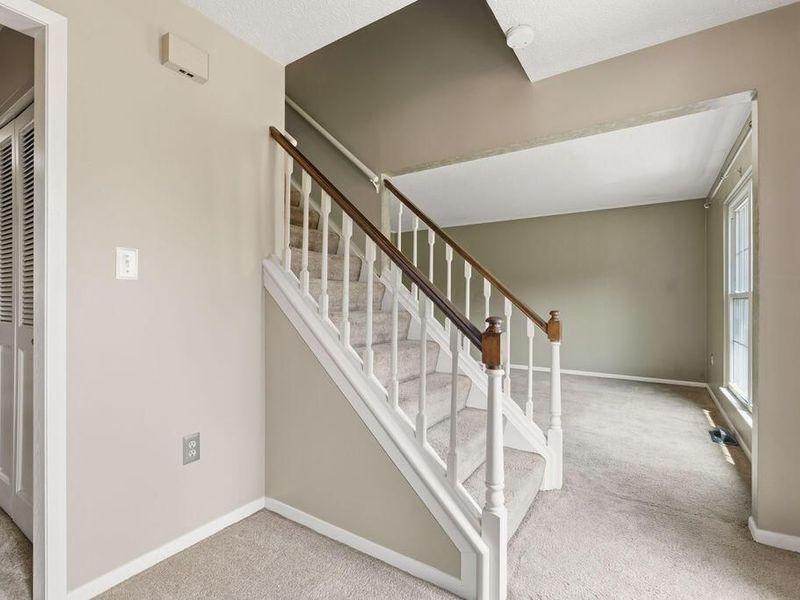 281 Crosslake Court, Westerville, OH 43081 Photo 4