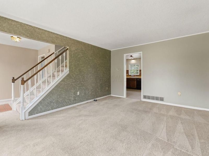 281 Crosslake Court, Westerville, OH 43081 Photo 6