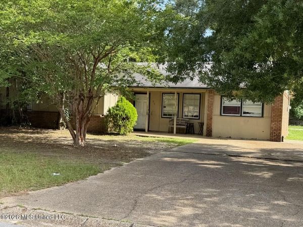 534 N Forest Drive, Gulfport, MS 39507
