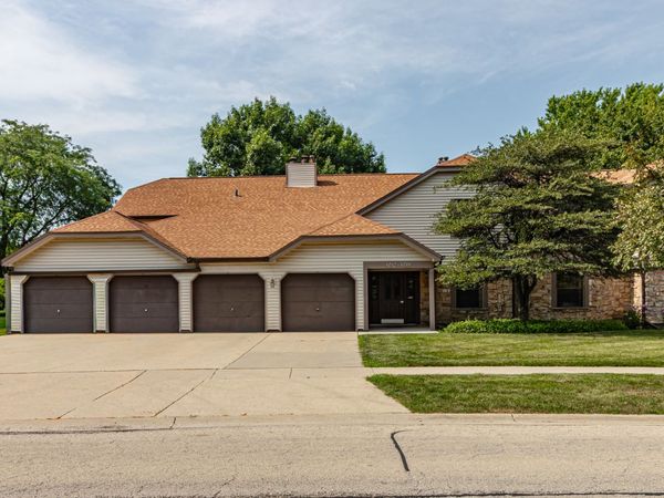 692 Hapsfield Lane , Unit 4B1, Buffalo Grove, IL 60089