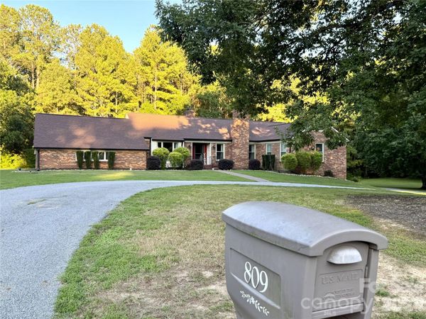 809 Spring Street , Cherryville, NC 28021