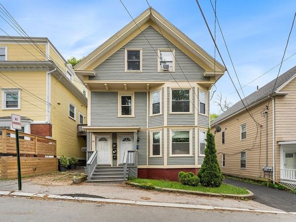 57-59 Moore St, Haverhill, MA 01830