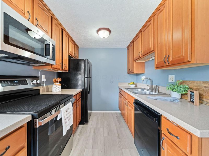 2596 Stonington Avenue, Grove City, OH 43123 Photo 8