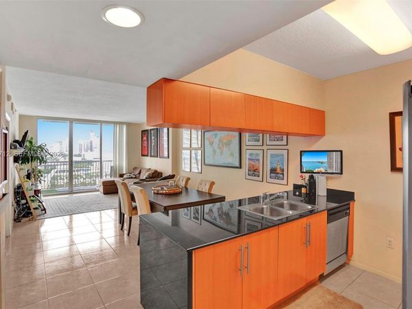 1750 N Bayshore Dr , Unit 2206, Miami, FL 33132