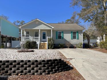 115 NW 20th Street , Oak Island, NC 28465