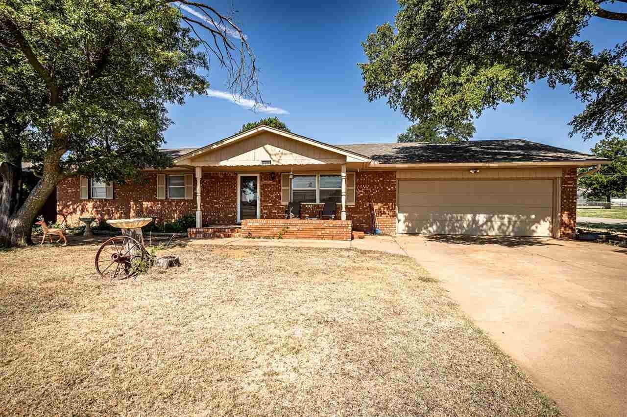 1221 N 12th St., Frederick, OK 73542 Main Photo