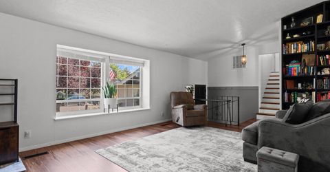 1025 Emerson Way, Sparks, NV 89431 Photo