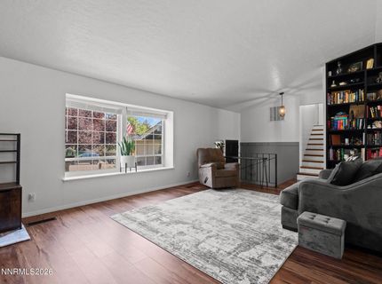 1025 Emerson Way, Sparks, NV 89431 Photo