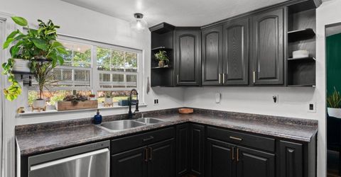 1025 Emerson Way, Sparks, NV 89431 Photo