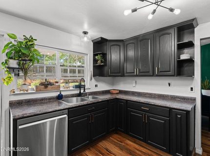 1025 Emerson Way, Sparks, NV 89431 Photo